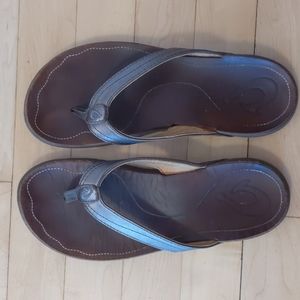 OluKai sandals